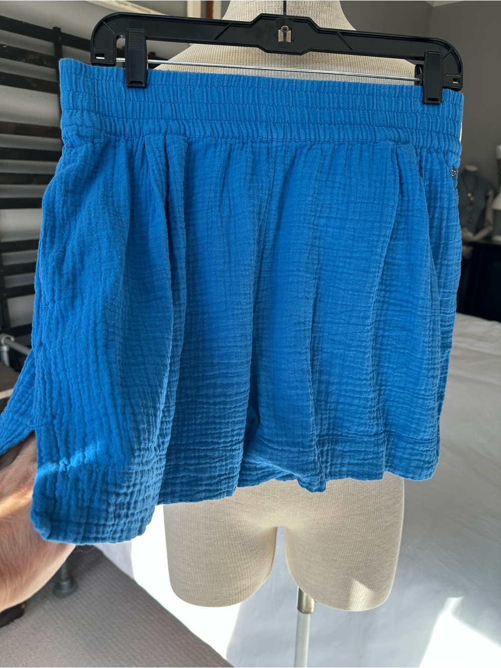 Women’s Blue Elastic-Waist Gauze Shorts
